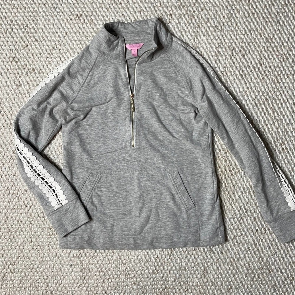 Lilly Pulitzer Skipper Popover in Gray